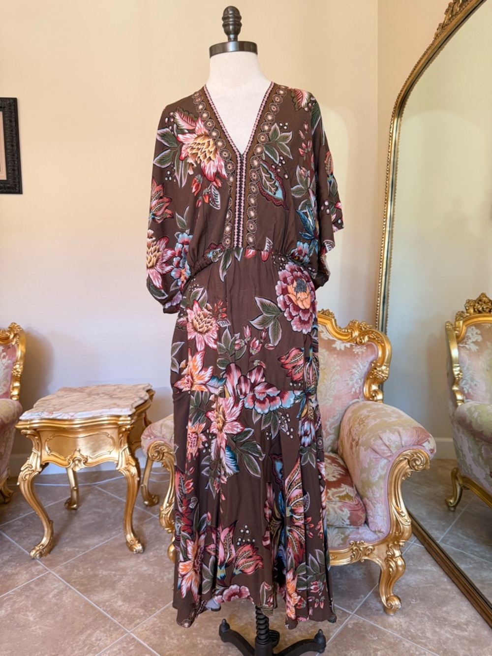 FARM Rio Brown Floral V-Neck Maxi Dress with Multicolor Blooms